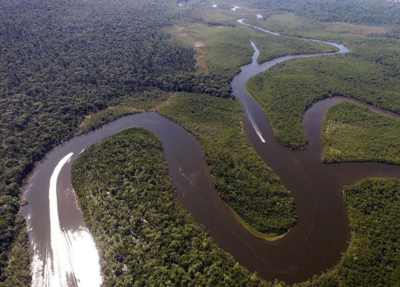 亚马孙河流量大的原因是什么，亚马逊河流量大的原因是