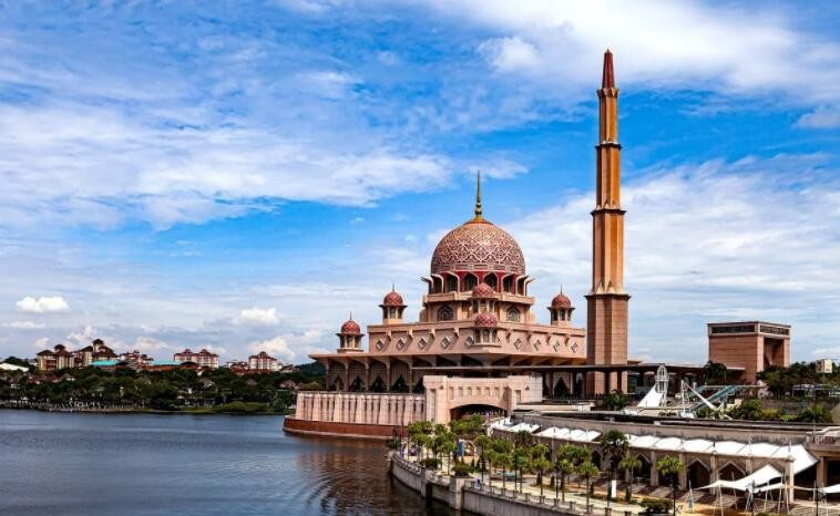 马来西亚首都是哪里，新加坡首都是哪里