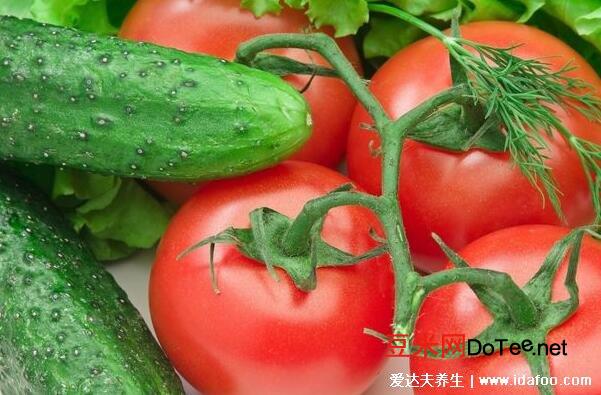 黄瓜和西红柿能一起吃吗，放心吃并不会破坏西红柿的维C