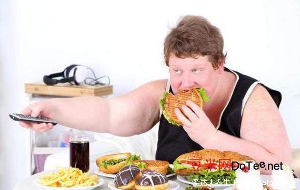 人为什么会越累越胖，过劳肥的三大原因你中招了吗
