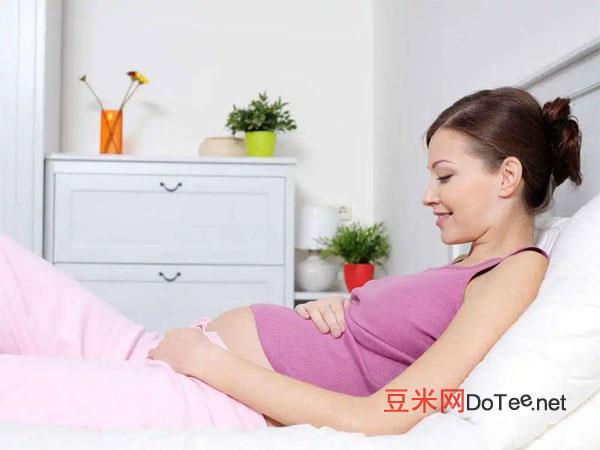 怀孕初期1-7天胸有变化吗，怀孕初期症状有哪些？原来怀孕3-7天身体正在悄悄变化