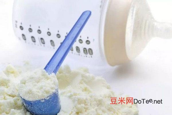 奶粉过敏一般是奶粉中的什么过敏，奶粉过敏都有哪些症状？奶粉过敏跟湿疹怎么区分？