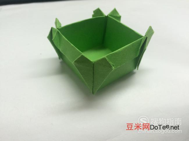 用正方形折纸盒子的做法，如何制作折纸盒子、手工盒子<span class=