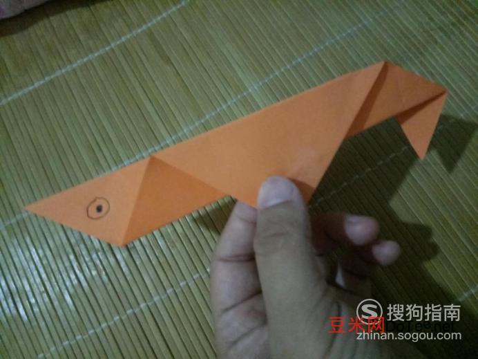 折纸小鱼的美篇,三角插折纸教程大全的个人主页，折纸：怎么折小鱼？<span class=