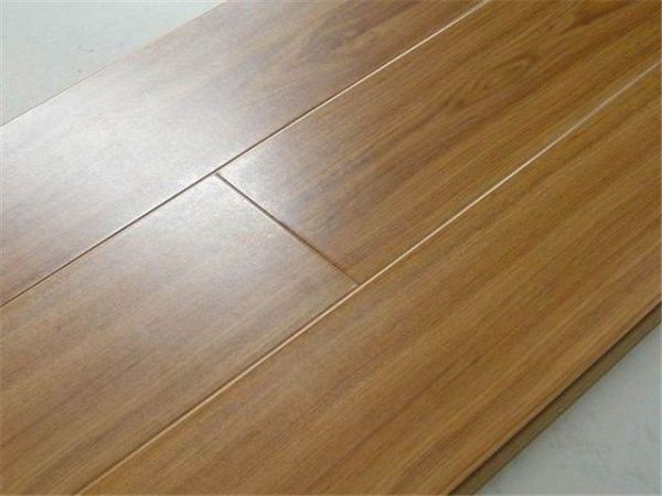 橡木地板品牌介绍 橡木地板选购技巧解析