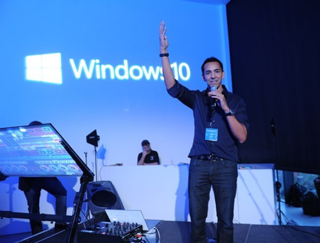微软开始推送Windows10