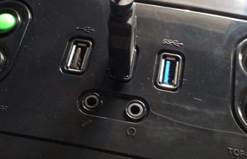 USB音箱插电脑有吱吱吱的电流声音怎么办(音响有电流声怎么消除？)