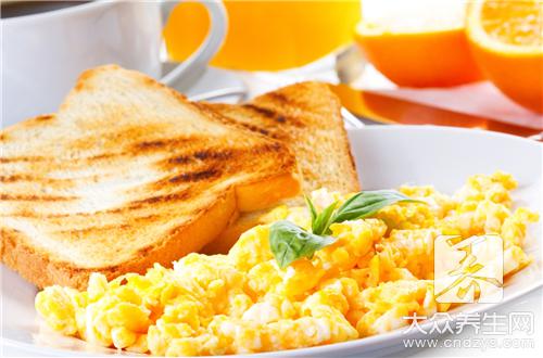 减肥时早餐吃什么食物？